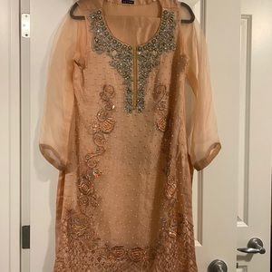 Pakistani Salwar Kameez